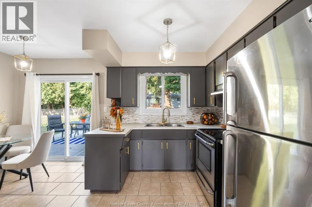 1 LONGFIELD LANE