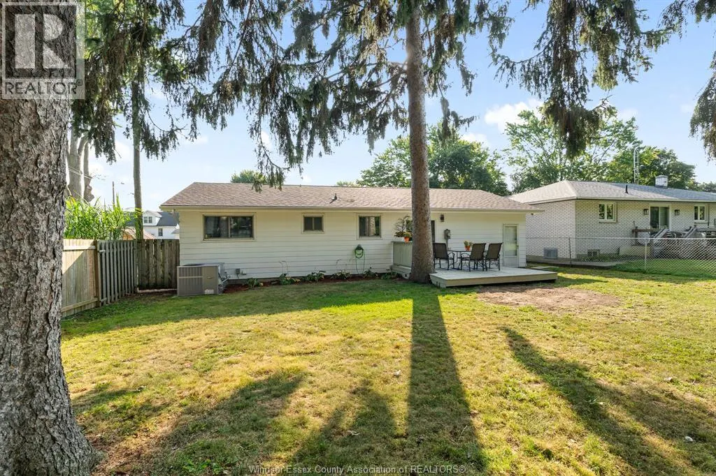 1 LONGFIELD LANE
