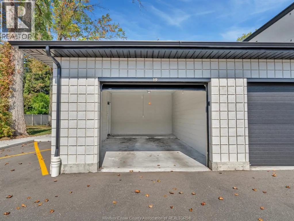 3817 HOWARD AVENUE Unit# 419