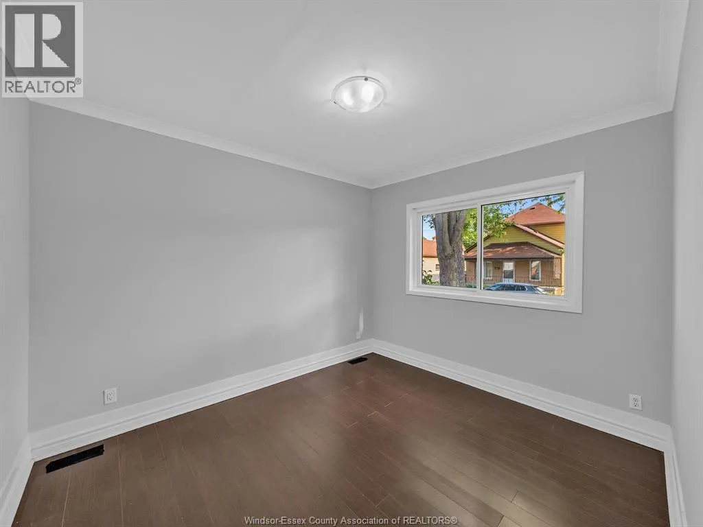 341 Parent AVENUE