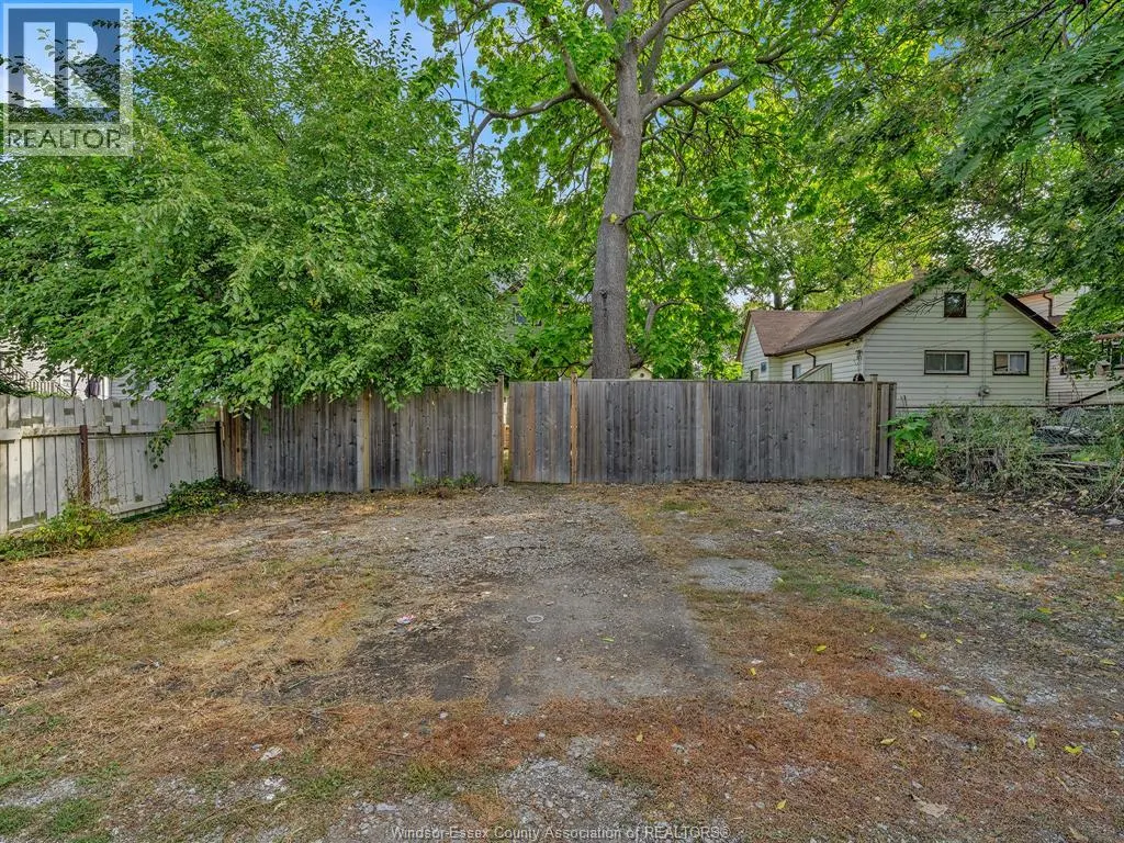 341 Parent AVENUE