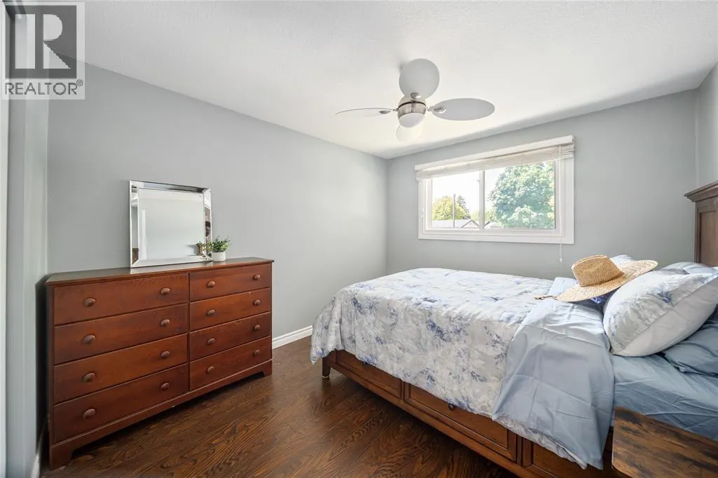1544 Colborne ROAD