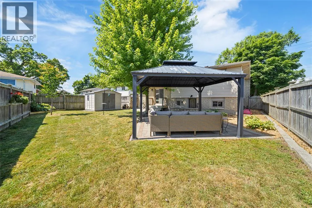 1544 Colborne ROAD