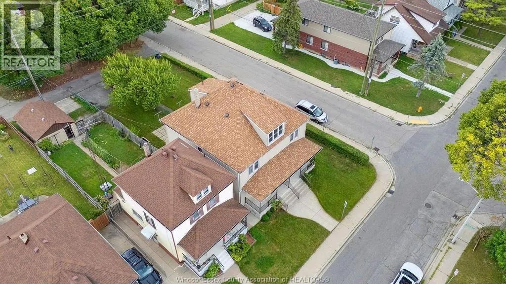 803-805 PIERRE