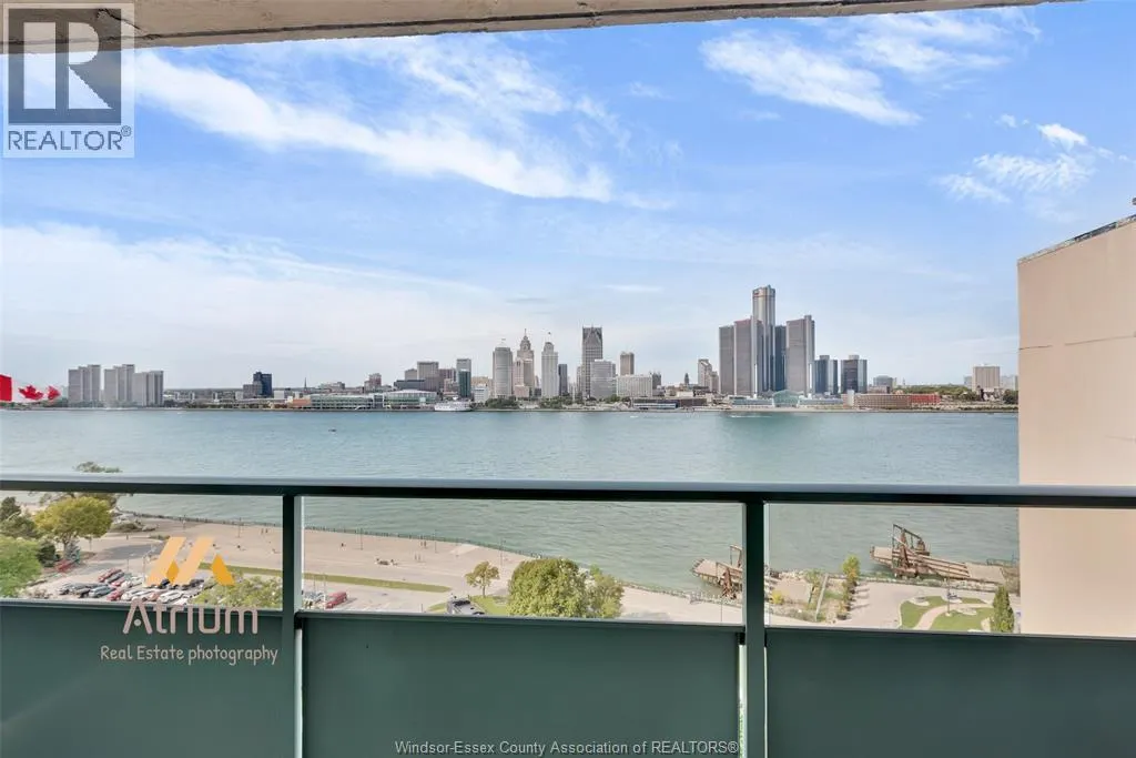 111 RIVERSIDE DRIVE East Unit# 601