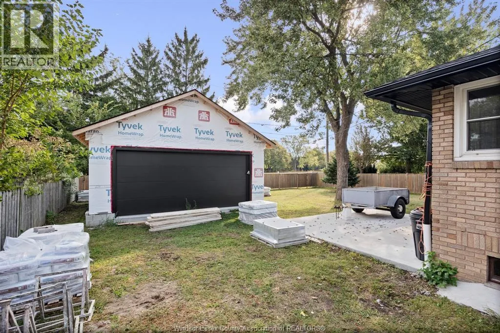 4360 MOUNT ROYAL