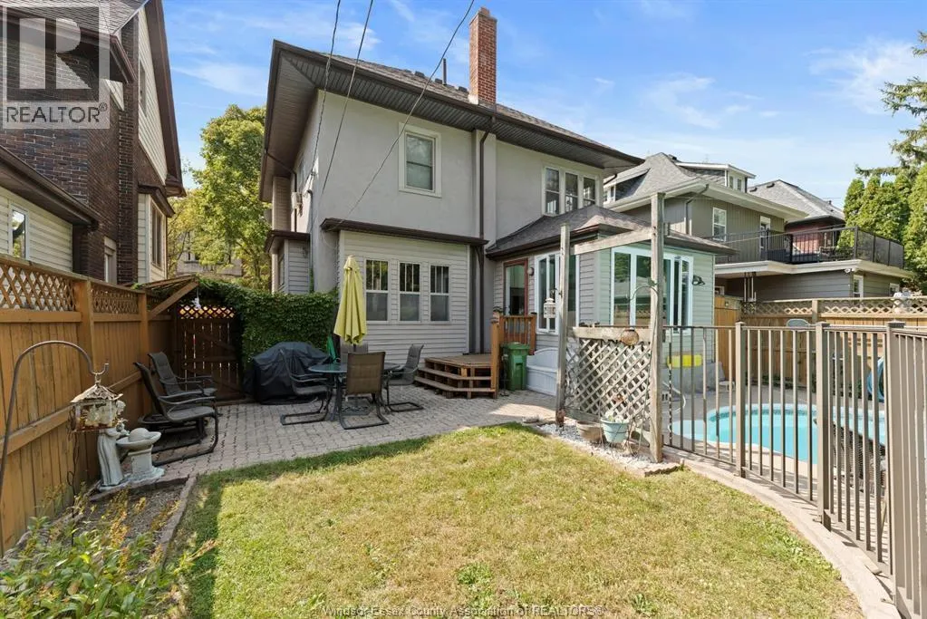 858 CHILVER ROAD