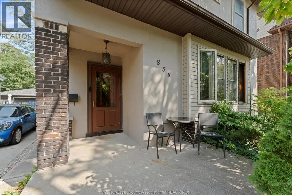 858 CHILVER ROAD