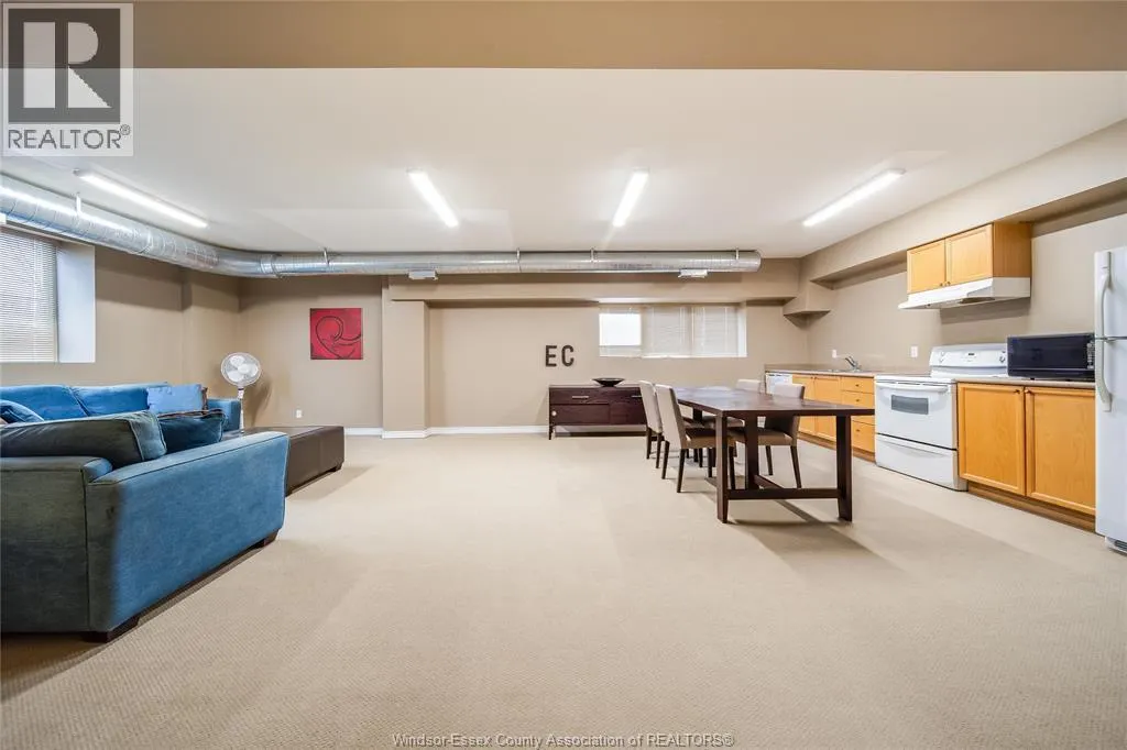 5955 ONTARIO Unit# 302