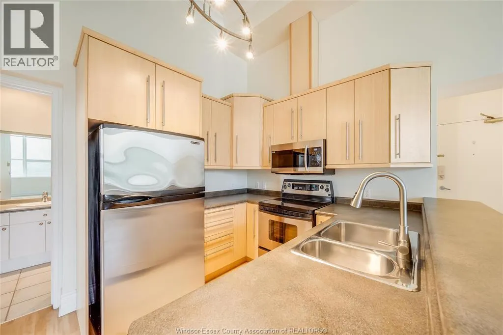 5955 ONTARIO Unit# 302