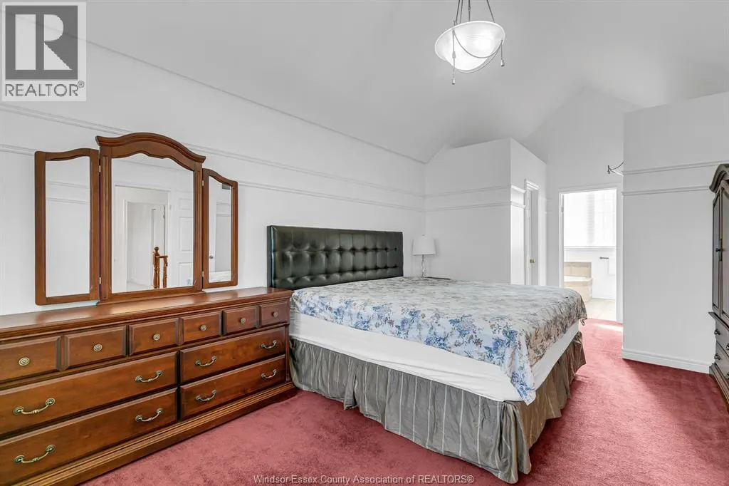 5023 SOUTHWOOD LAKES