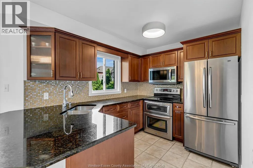 5023 SOUTHWOOD LAKES