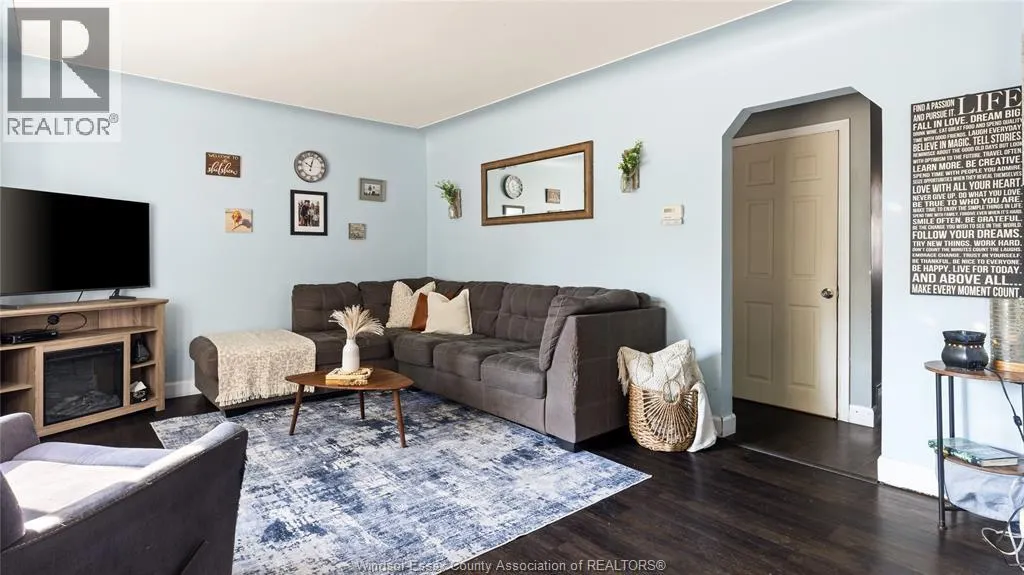 1039 VILLAIRE