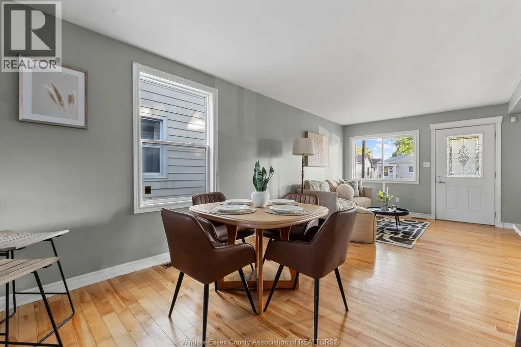 1103 LILLIAN