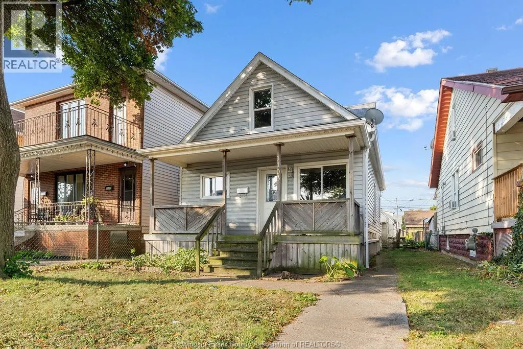 1103 LILLIAN