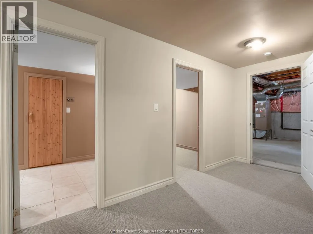 922 LAKE SHORE DRIVE