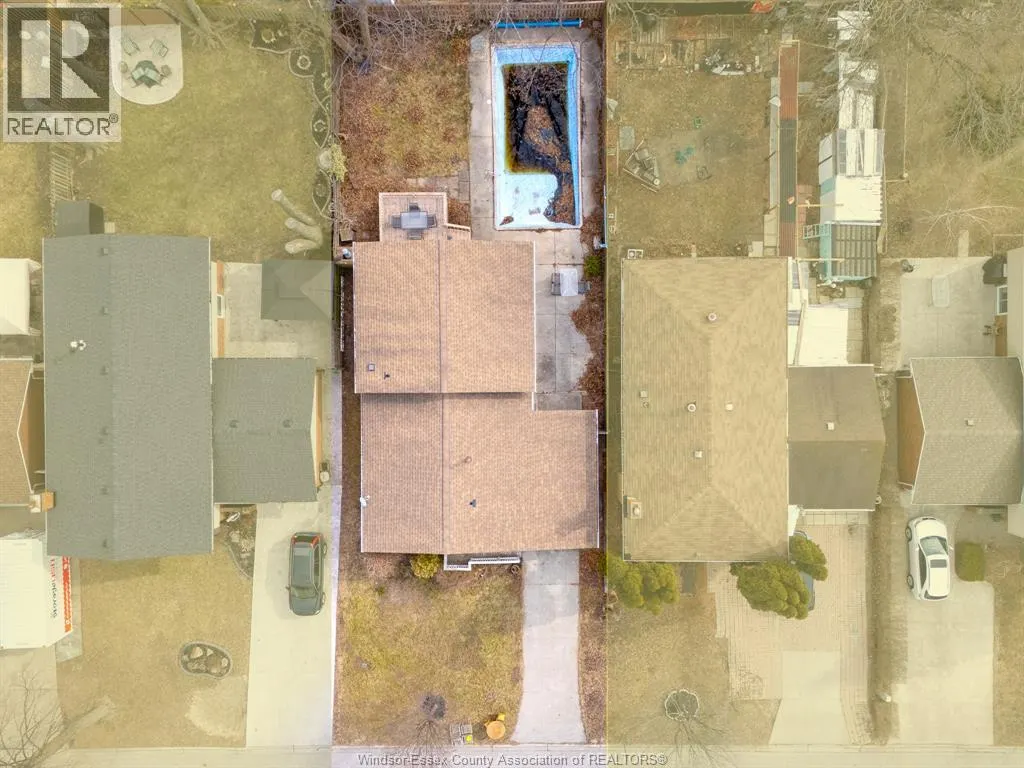 9435 RIDGE ROAD