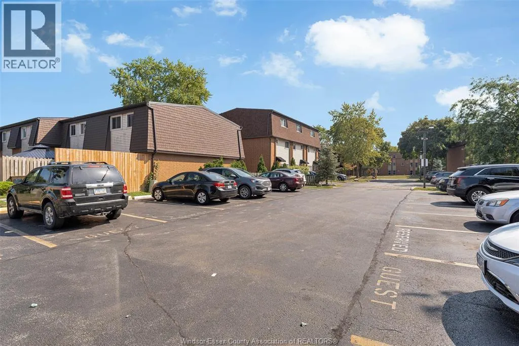 6366 THORNBERRY CRESCENT Unit# 460