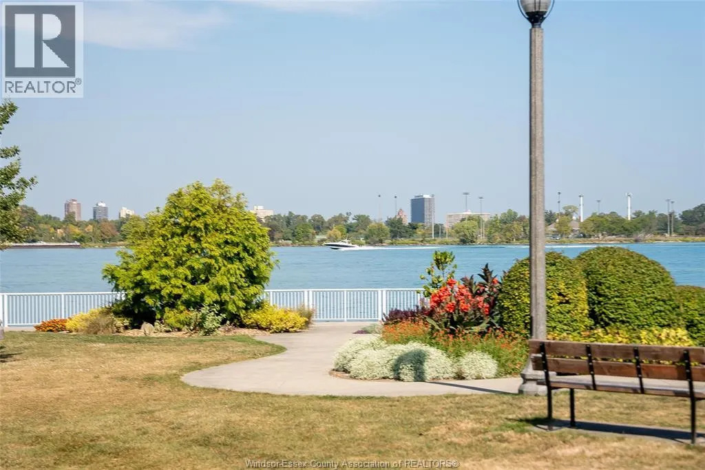 4955 RIVERSIDE DRIVE East Unit# 203