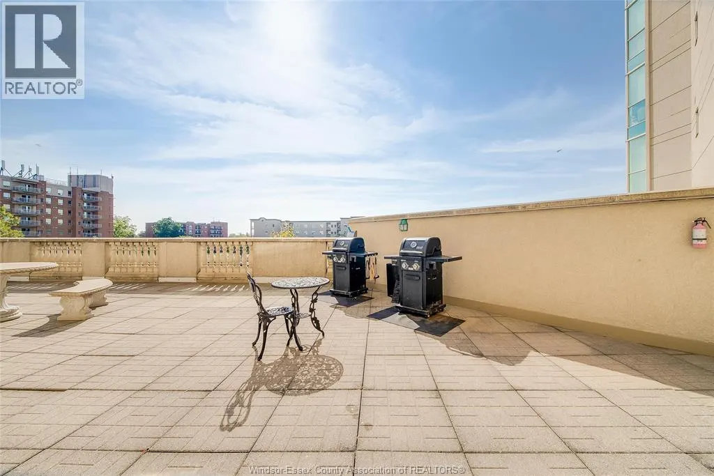 4955 RIVERSIDE DRIVE East Unit# 203