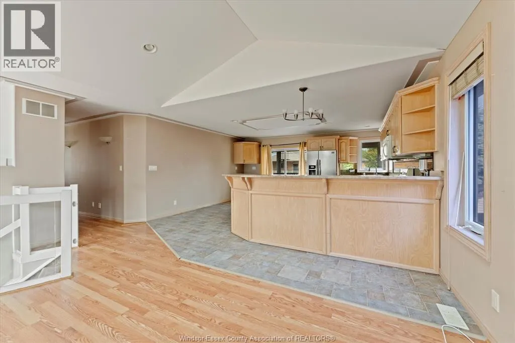 7826 SHORAIN GROVE