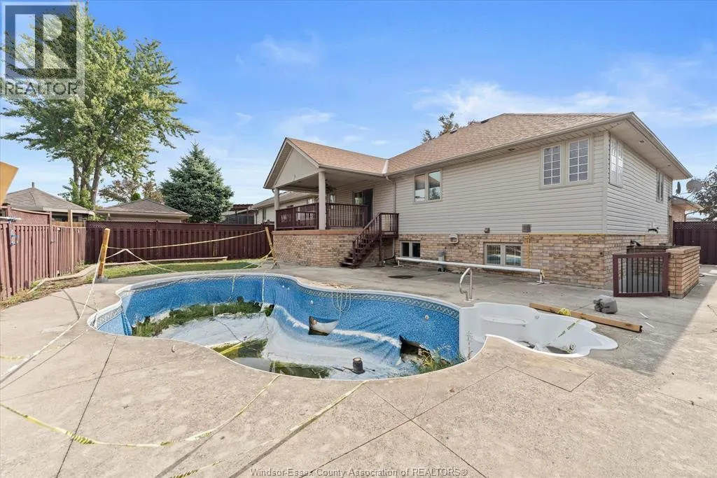 7826 SHORAIN GROVE