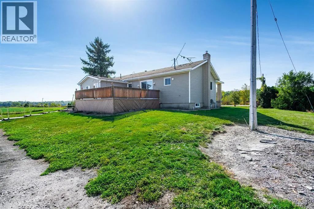 7458 County Rd 18