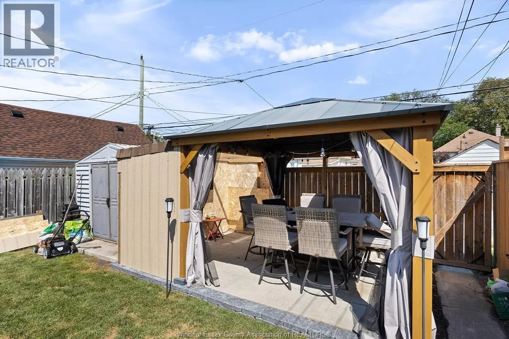 1434 GLADSTONE