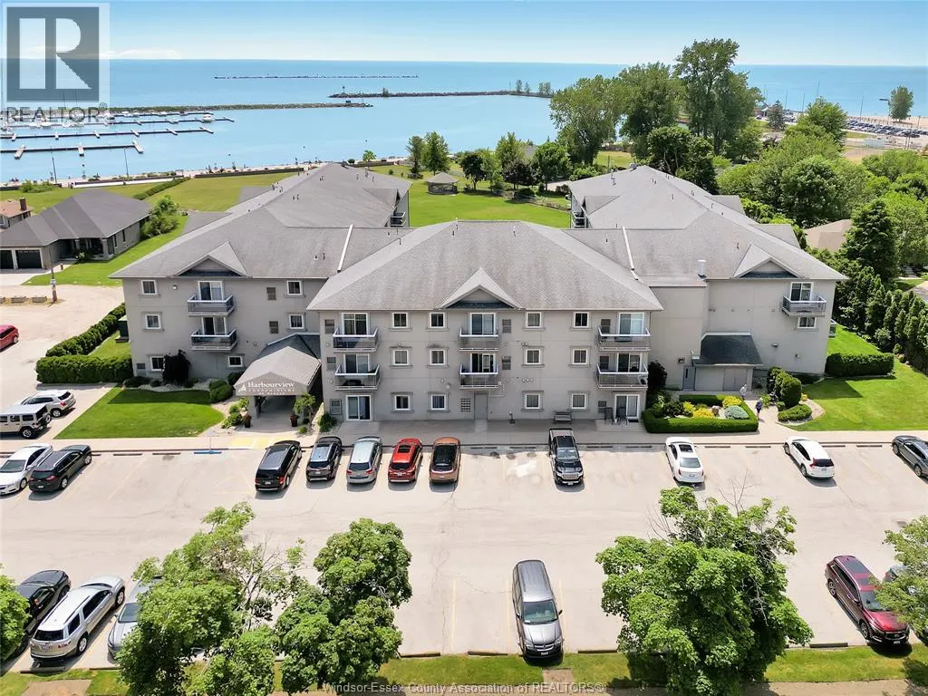 44 ROBSON Unit# 216