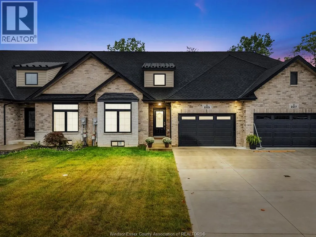225 LIVINGSTONE CRESCENT Unit# C