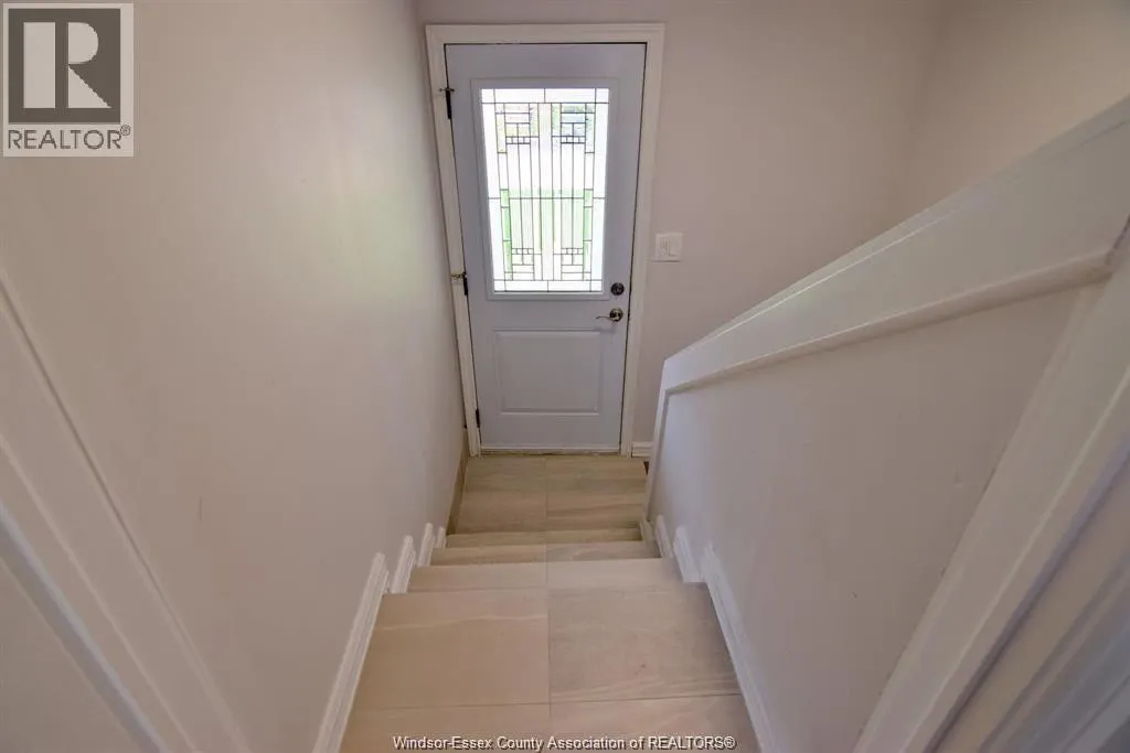 1076 JANETTE AVENUE Unit# LOWER