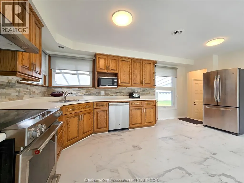 17 Glenmar AVENUE