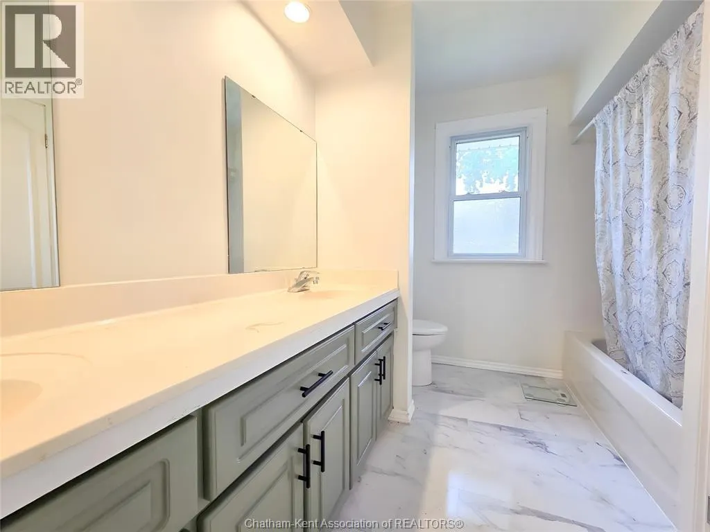17 Glenmar AVENUE
