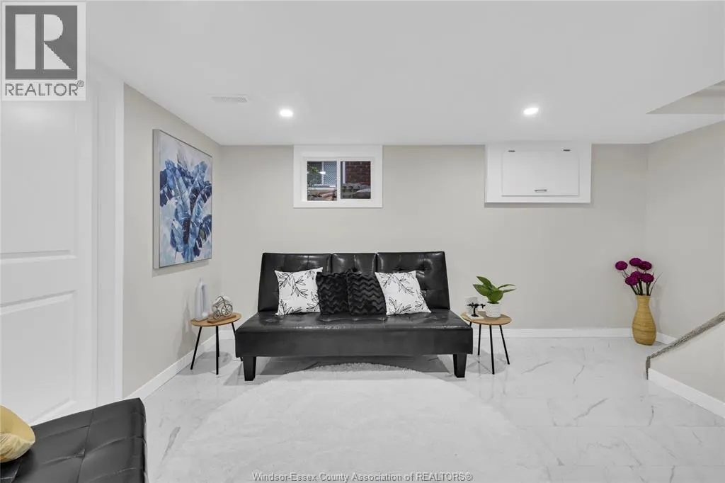 1332 DOUGALL