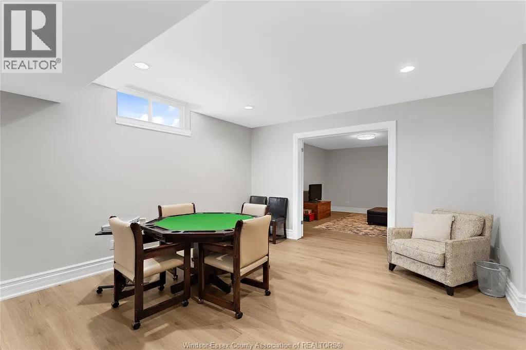 163 WOODYCREST