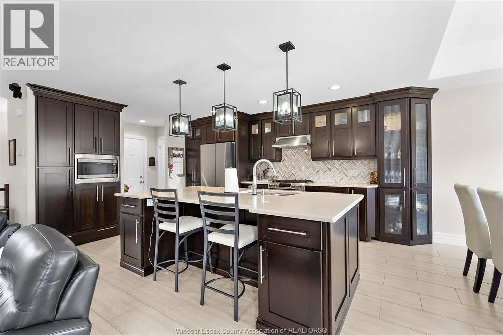 163 WOODYCREST