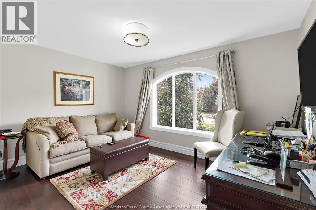 163 WOODYCREST