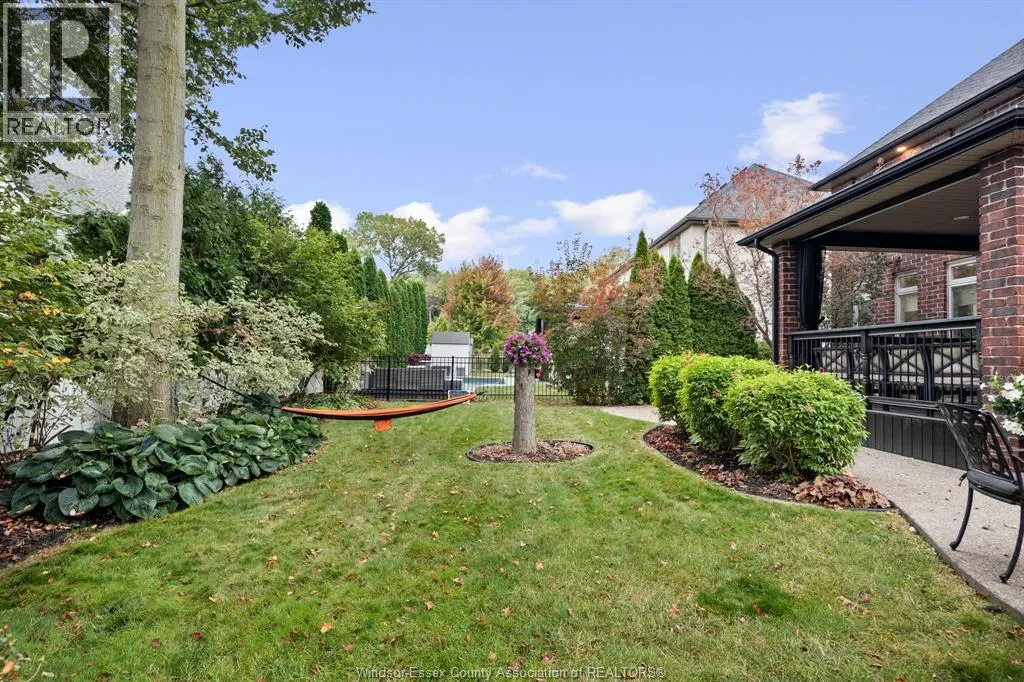 1265 MAPLE