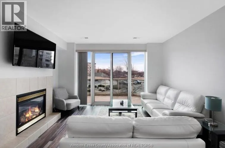 5055 RIVERSIDE DRIVE East Unit# 201