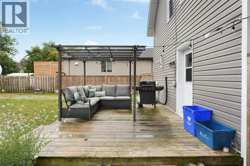 47 WALKER AVE.
