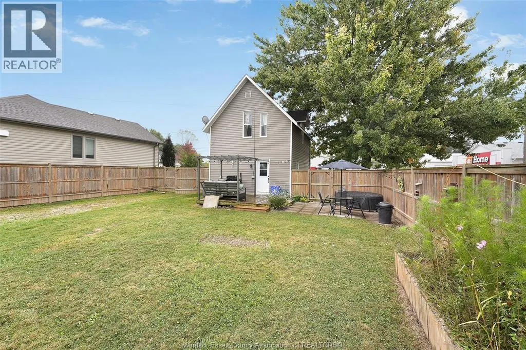 47 WALKER AVE.