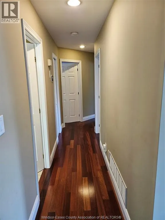 435 MENARD LANE