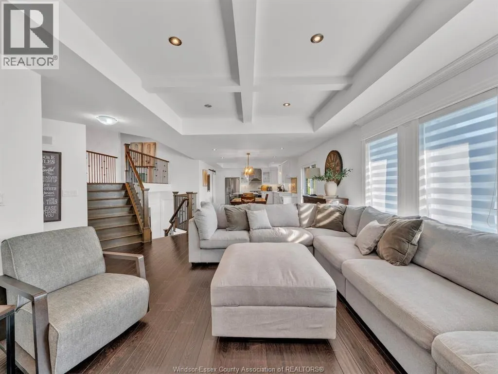 270 Elsworth AVENUE