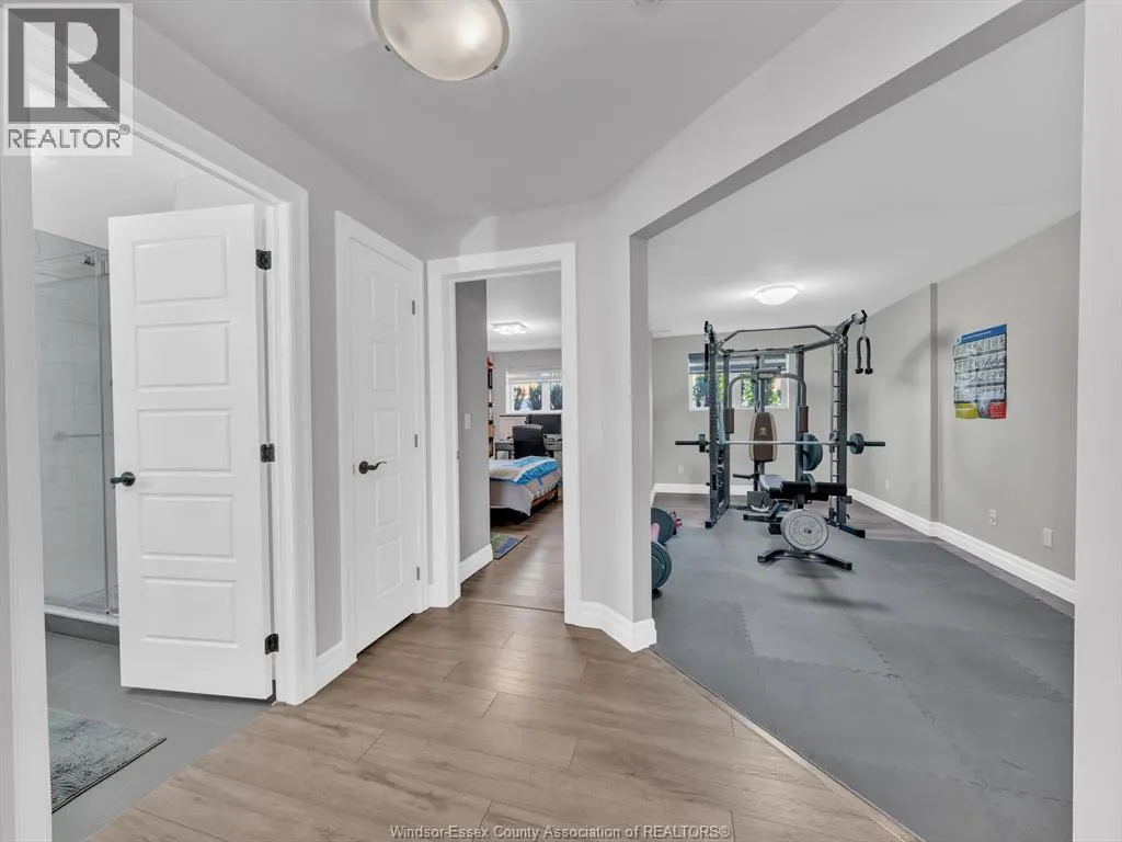 270 Elsworth AVENUE