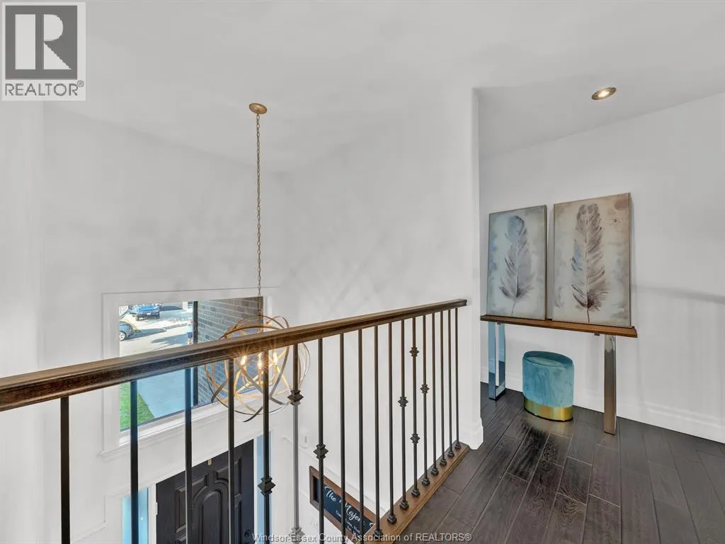 270 Elsworth AVENUE