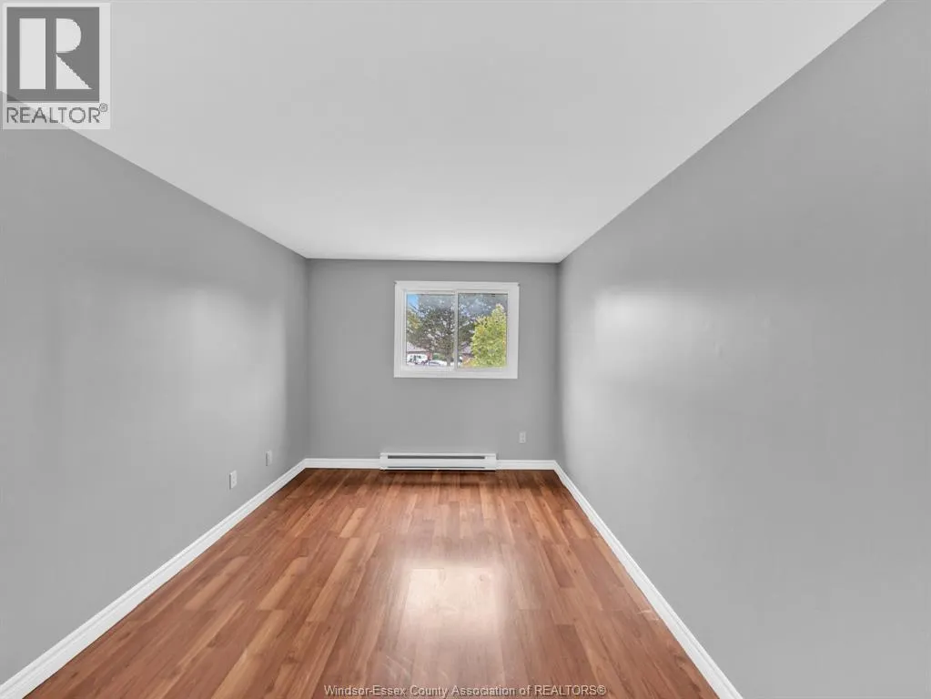 2613 VINE COURT