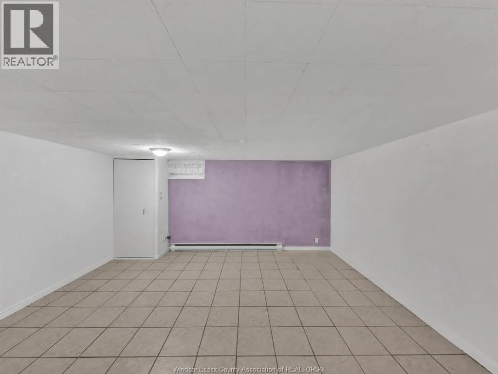 2613 VINE COURT