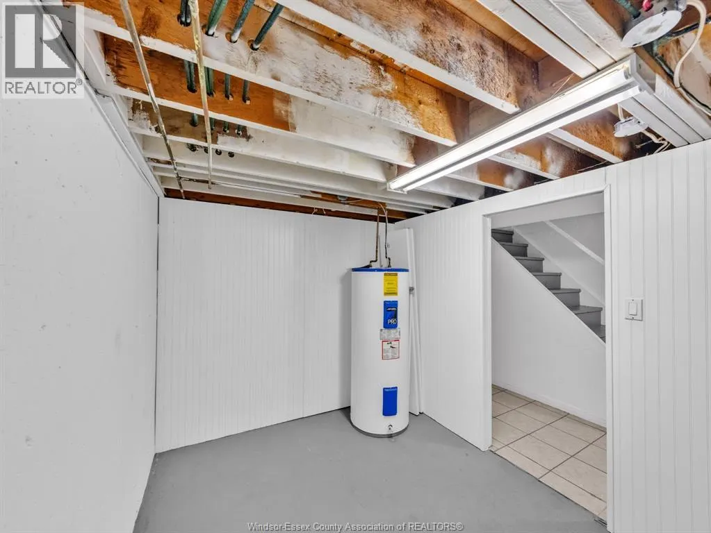 2613 VINE COURT