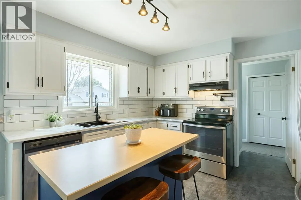 134 CONESTOGA DRIVE