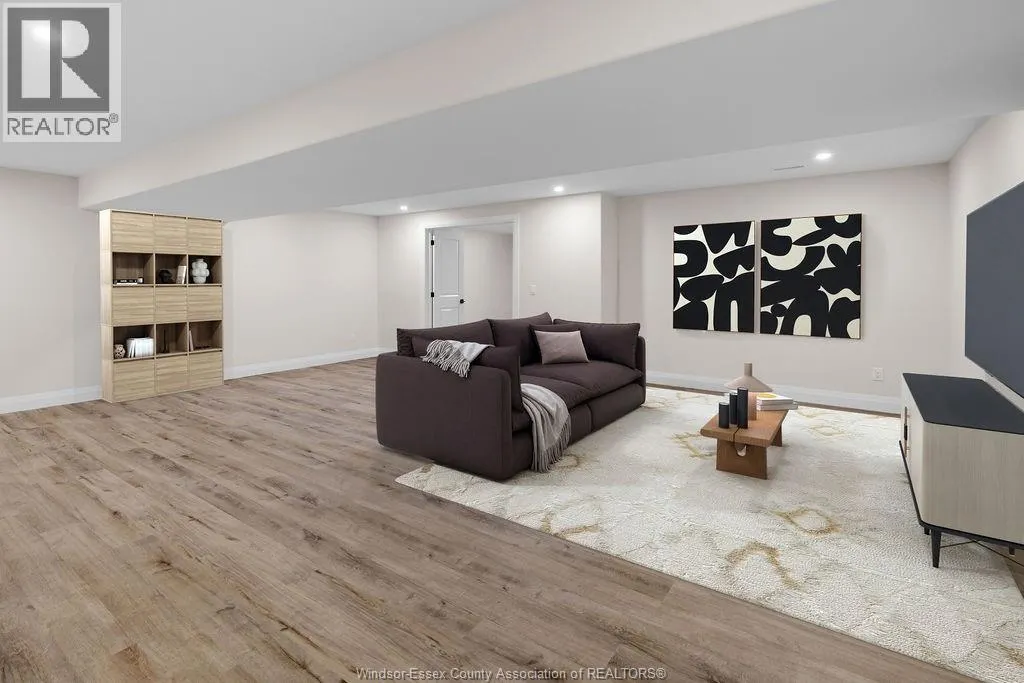 7548 SILVERLEAF LANE